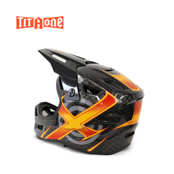 Riding helmet